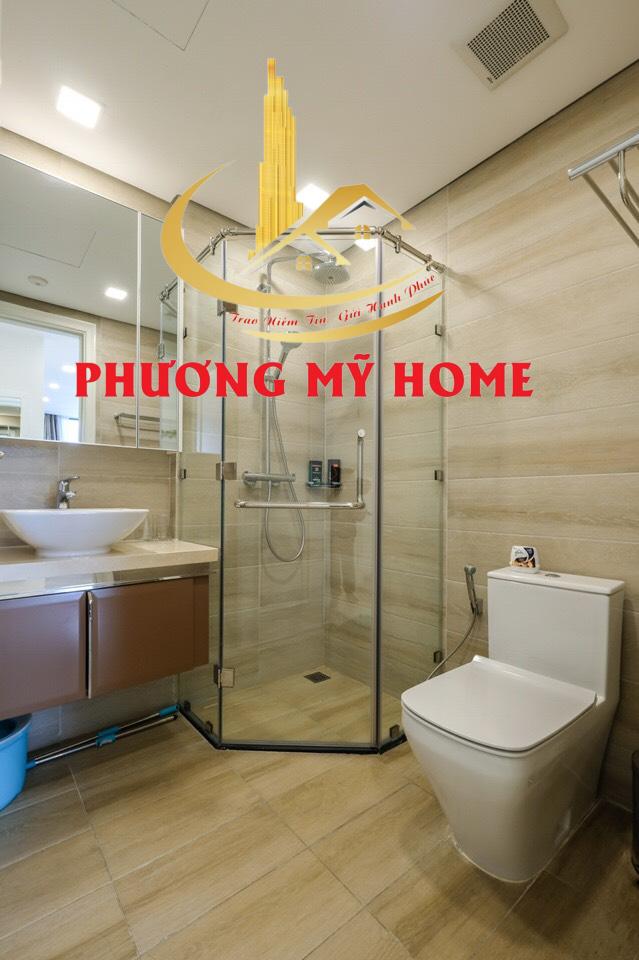 Cho thuê. Vinhome Golden River 2PN vòng cung vew landmart81