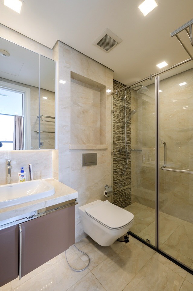 Cần cho thuê căn hộ 2PN Vòng Cung ,80m2 nội thất như hình 80m2 view thoáng !