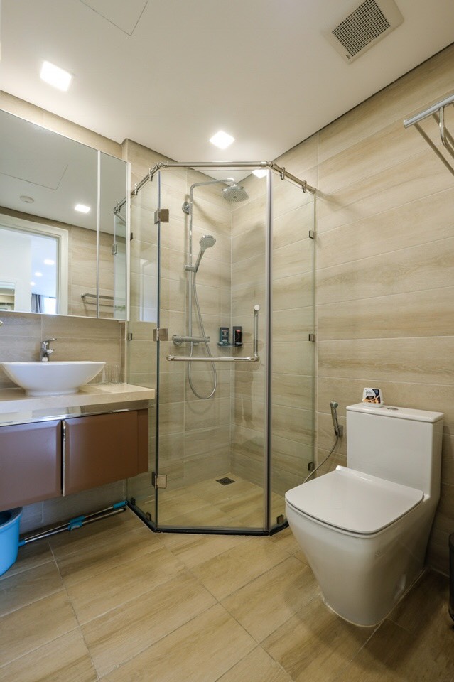 Cần cho thuê căn hộ 2PN Vòng Cung ,80m2 nội thất như hình 80m2 view thoáng !