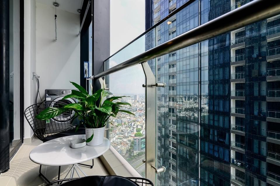 Bán nhanh căn hộ 2 phòng ngủ Vinhomes Golden River Bason giá tốt nhất thị trường. LH: 0906322053