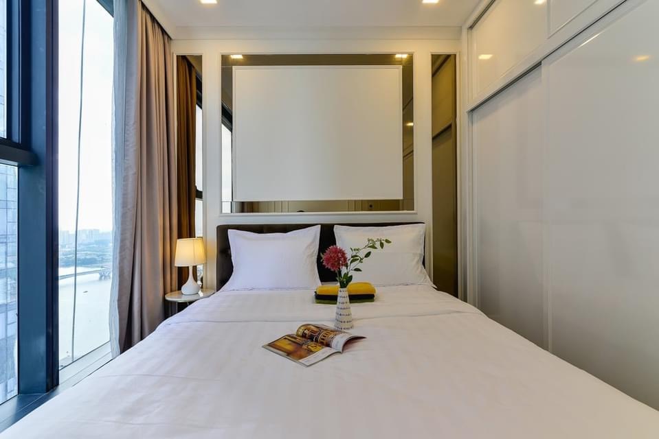 Bán nhanh căn hộ 2 phòng ngủ Vinhomes Golden River Bason giá tốt nhất thị trường. LH: 0906322053