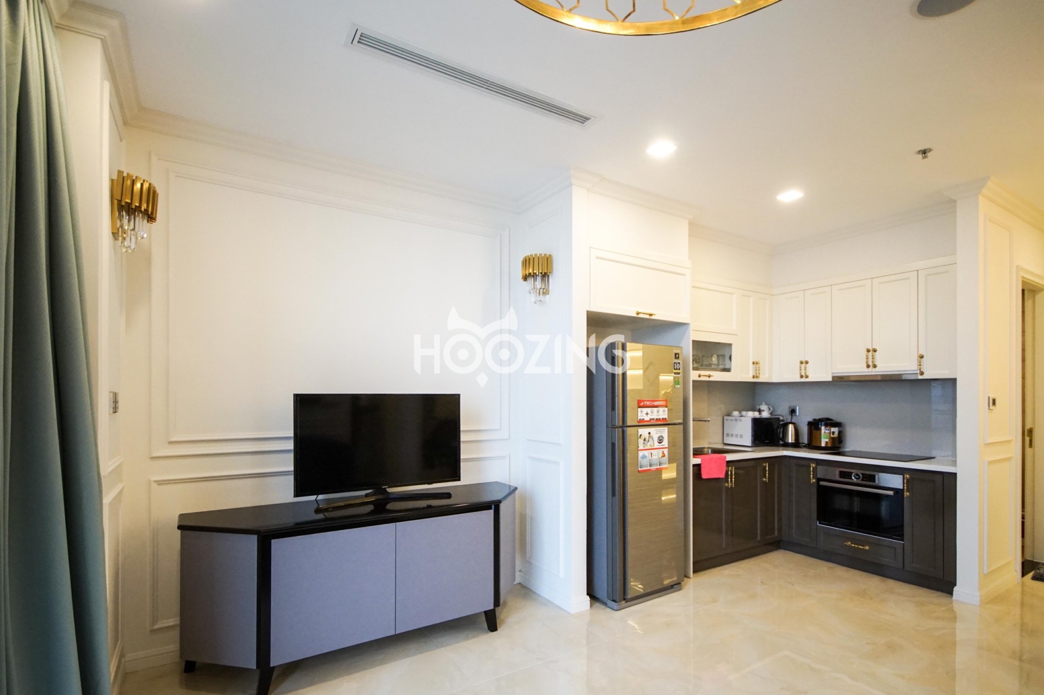 Cho thuê căn hộ 2PN 78m2 Vinhomes Golden River Ba Son Q1. view sông view Bitexco. Call 0906 322 053