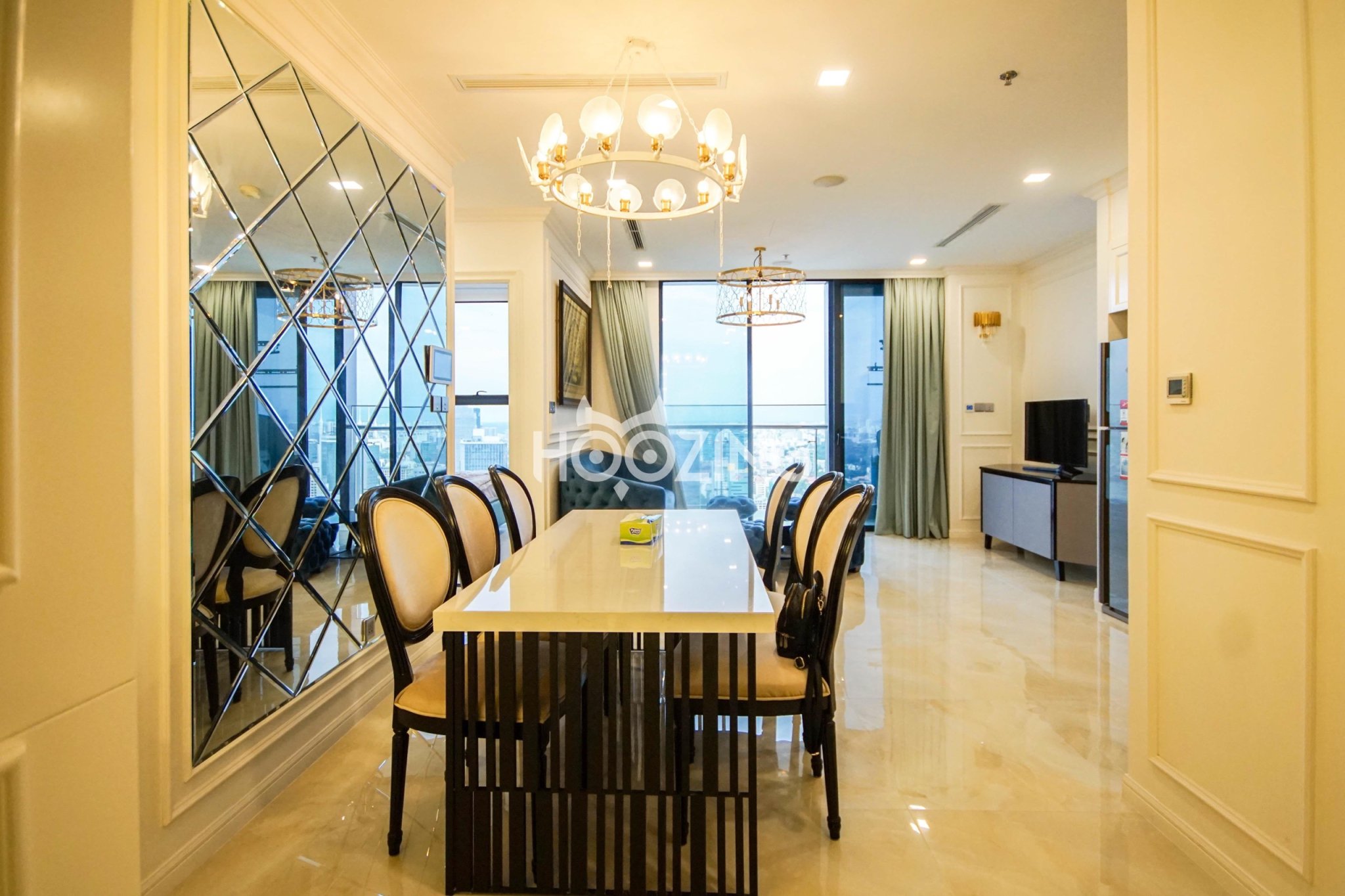 Cho thuê căn hộ 2PN 78m2 Vinhomes Golden River Ba Son Q1. view sông view Bitexco. Call 0906 322 053