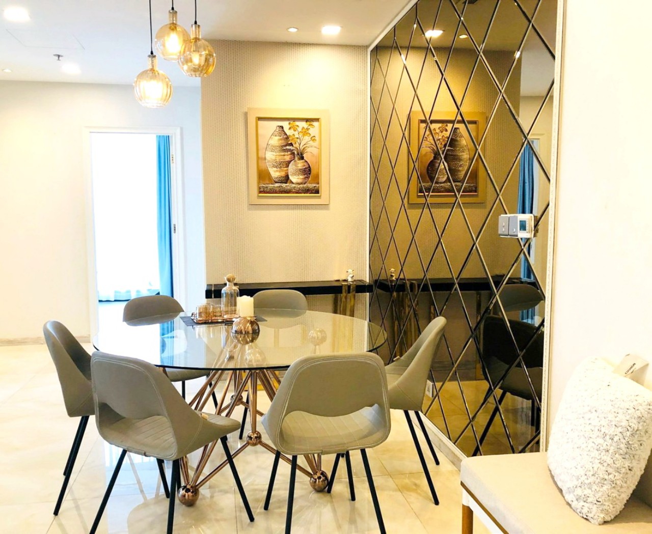 Cho thuê Vinhomes Golden River 3PN giá 35 triệu/tháng, 100m2, full nội thất, giá rẻ nhất thị trường
