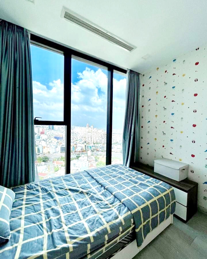 Cho thuê Vinhomes Golden River 3PN giá 35 triệu/tháng, 100m2, full nội thất, giá rẻ nhất thị trường