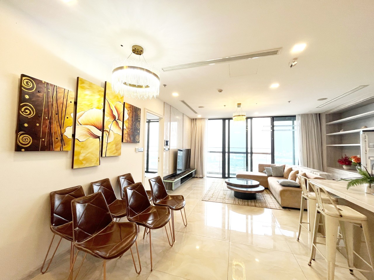 Cần cho thuê 4PN ,160m2 nội thất đẹp