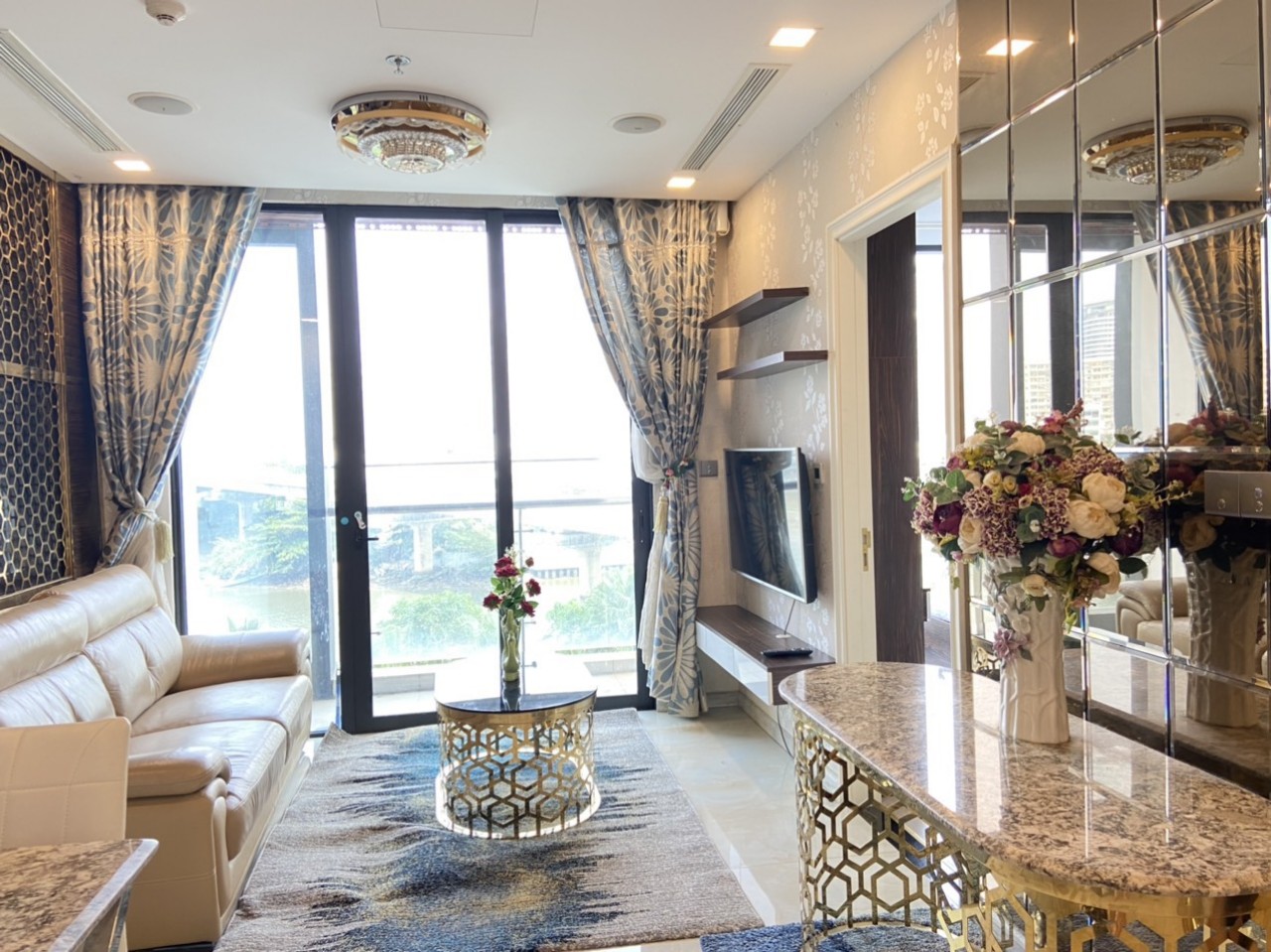 Hàng ngộp 1PN – 4.7tỷ / 2PN – 7tỷ / 3PN – 14tỷ bán nhanh trả nợ ngân hàng LH 0906322053 Linh