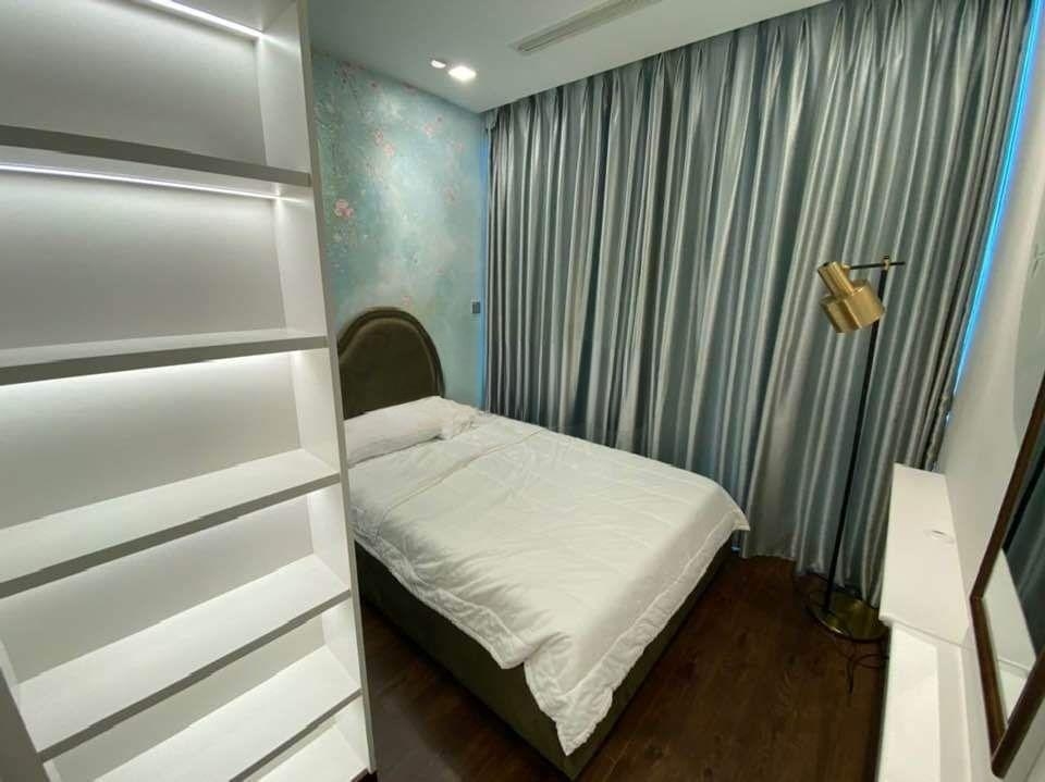 Căn hộ 2PN ,74m2 ,nội thất sang trọng,view Bitexco Vinhomes Golden River cho thuê