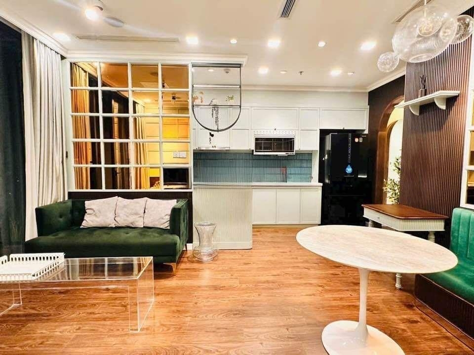 Căn hộ 2PN ,74m2 ,nội thất sang trọng,view Bitexco Vinhomes Golden River cho thuê