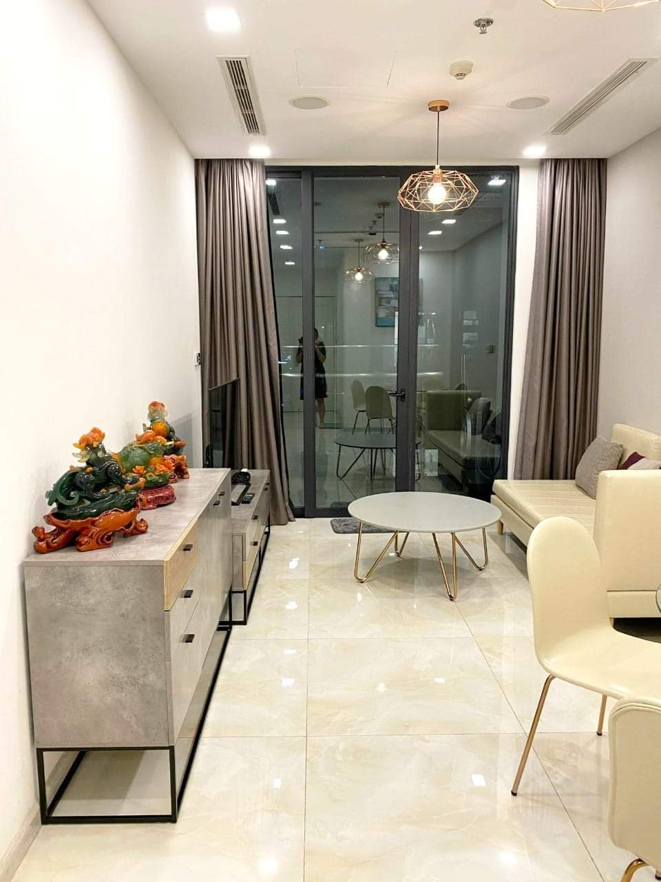 Cần thuê gấp 1PN Vinhomes Bason giá tốt