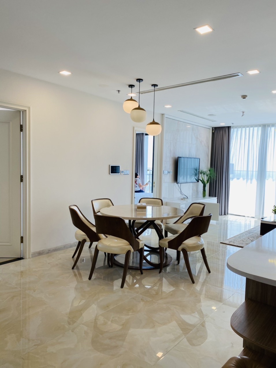 Cho Thuê Căn Hộ 3PN ,120m2 ,view Sông Vinhomes Bason giá 60 triệu nội thất cao cấp