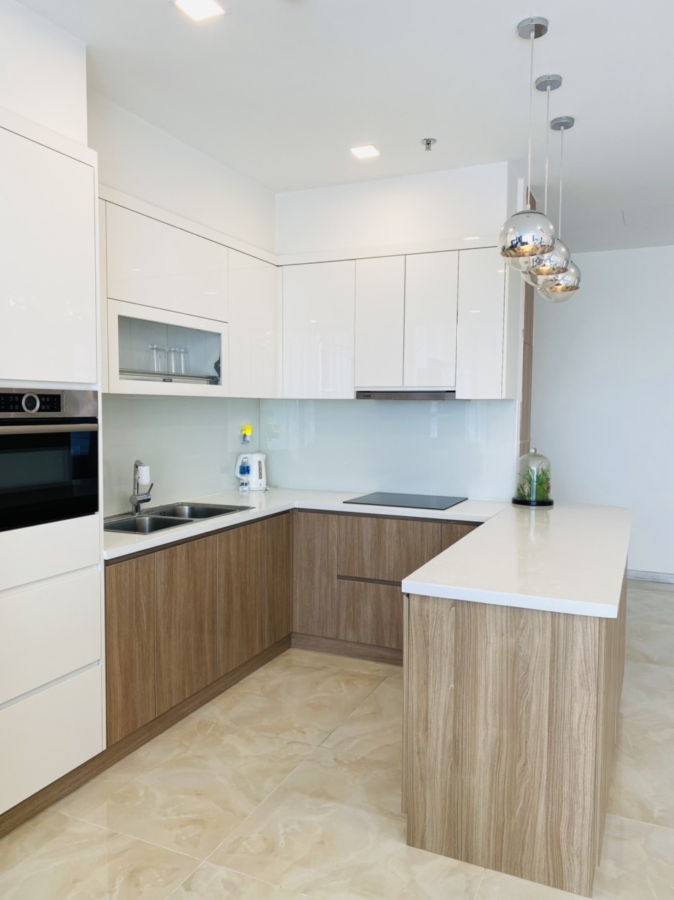 Cho Thuê Căn Hộ 3PN ,120m2 ,view Sông Vinhomes Bason giá 60 triệu nội thất cao cấp