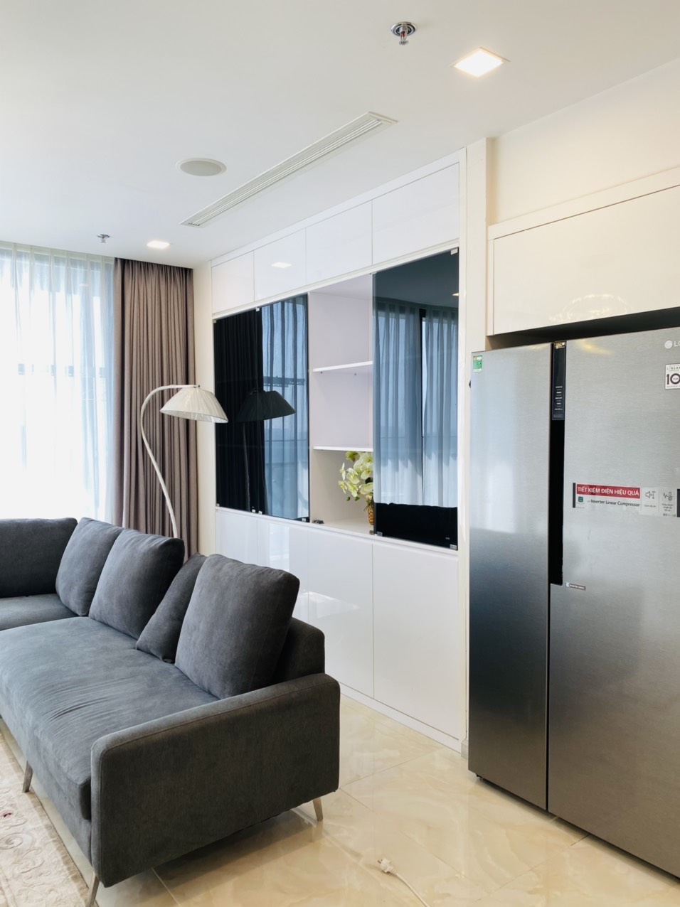 Cho Thuê Căn Hộ 3PN ,120m2 ,view Sông Vinhomes Bason giá 60 triệu nội thất cao cấp