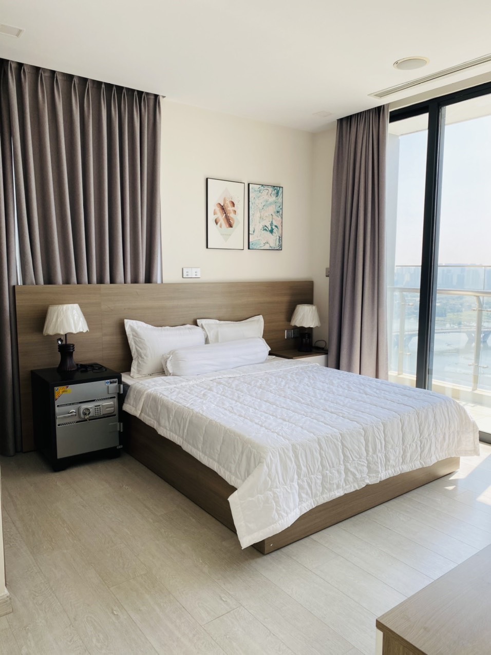Cho Thuê Căn Hộ 3PN ,120m2 ,view Sông Vinhomes Bason giá 60 triệu nội thất cao cấp