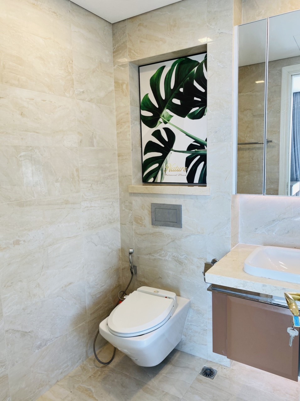 Cho Thuê Căn Hộ 3PN ,120m2 ,view Sông Vinhomes Bason giá 60 triệu nội thất cao cấp