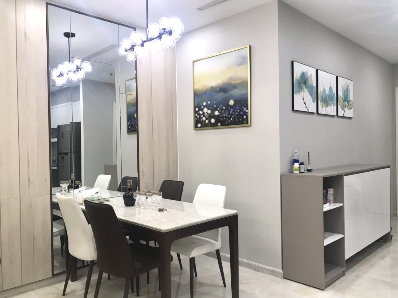 Căn hộ 2PN -2WC view Bitexco Vinhomes Golden River cho thuê