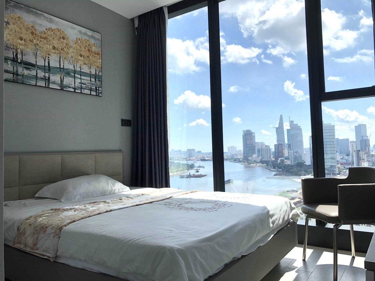 Căn hộ 2PN -2WC view Bitexco Vinhomes Golden River cho thuê