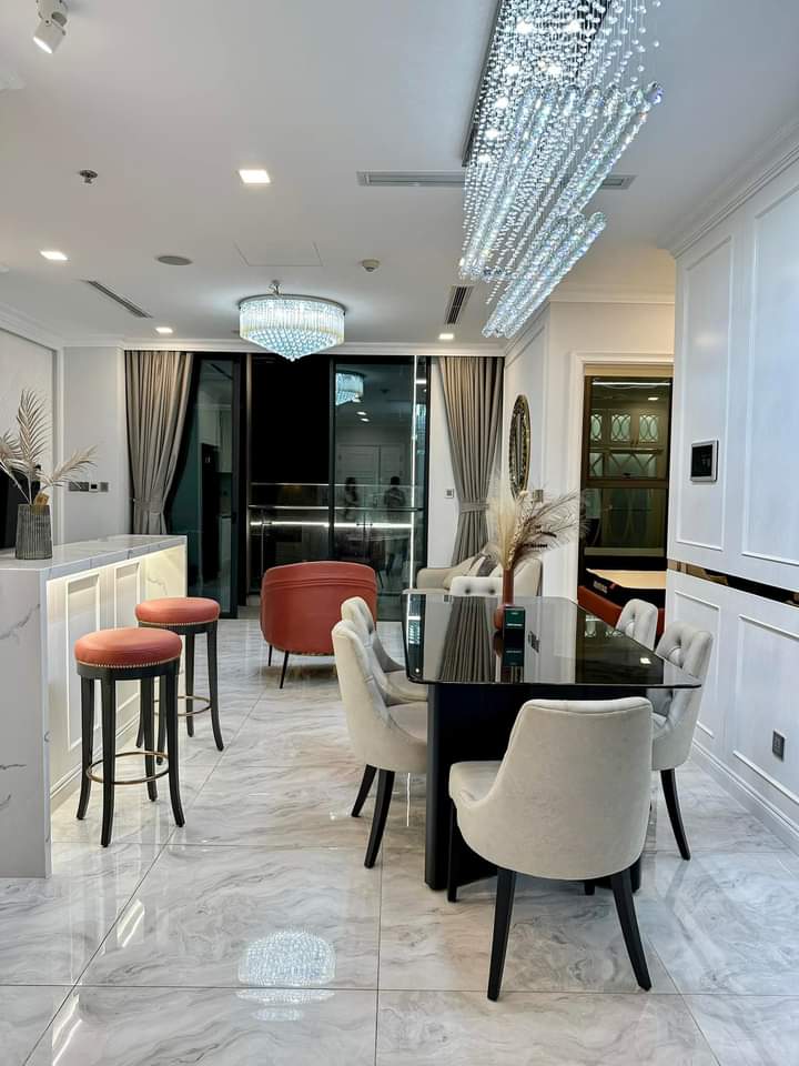 Cần cho thuê căn hộ 2PN Vinhomes Golden River BaSon 78m2 NT sang trọng view thoáng