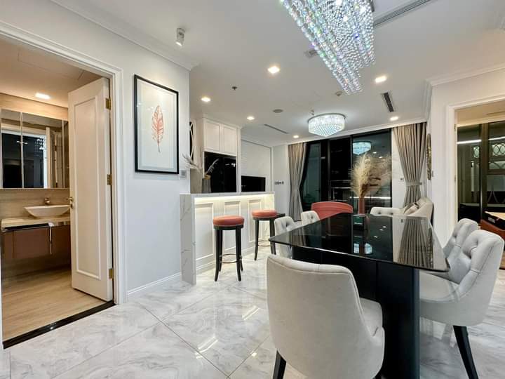 Cần cho thuê căn hộ 2PN Vinhomes Golden River BaSon 78m2 NT sang trọng view thoáng