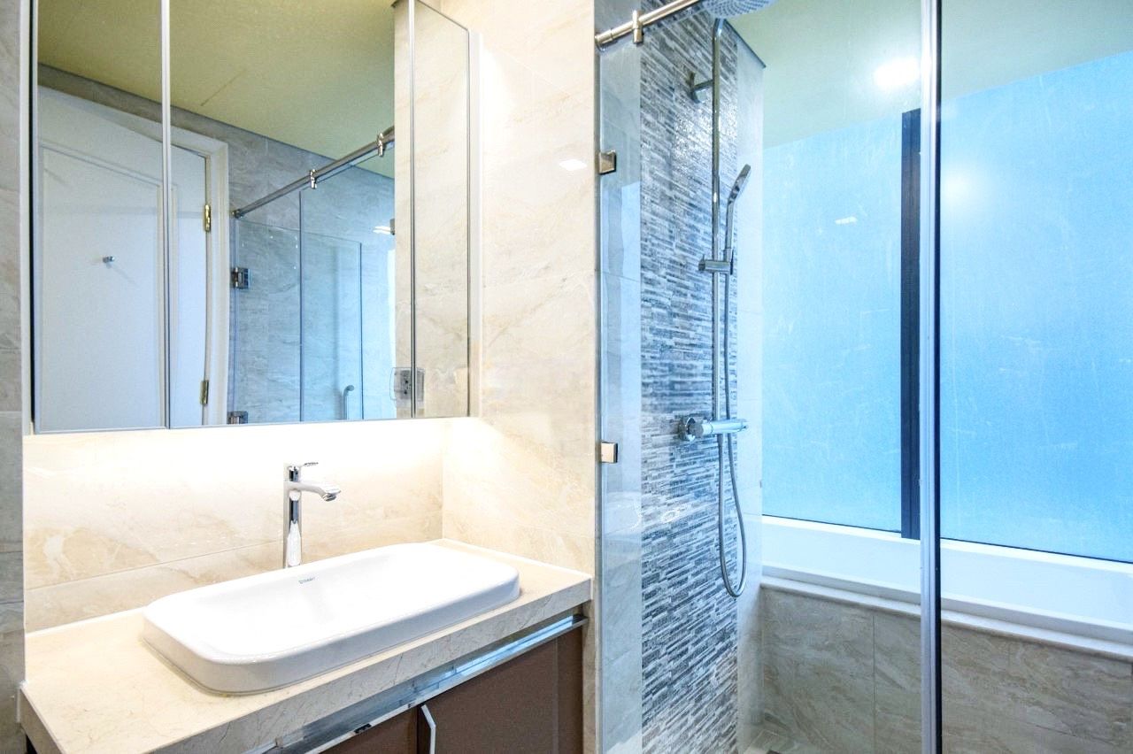 CHÍNH CHỦ SANG NHƯỢNG CĂN GÓC 3PN ,118m2 VINHOMES GOLDEN BA SON VIEW SÔNG GIÁ TỐT