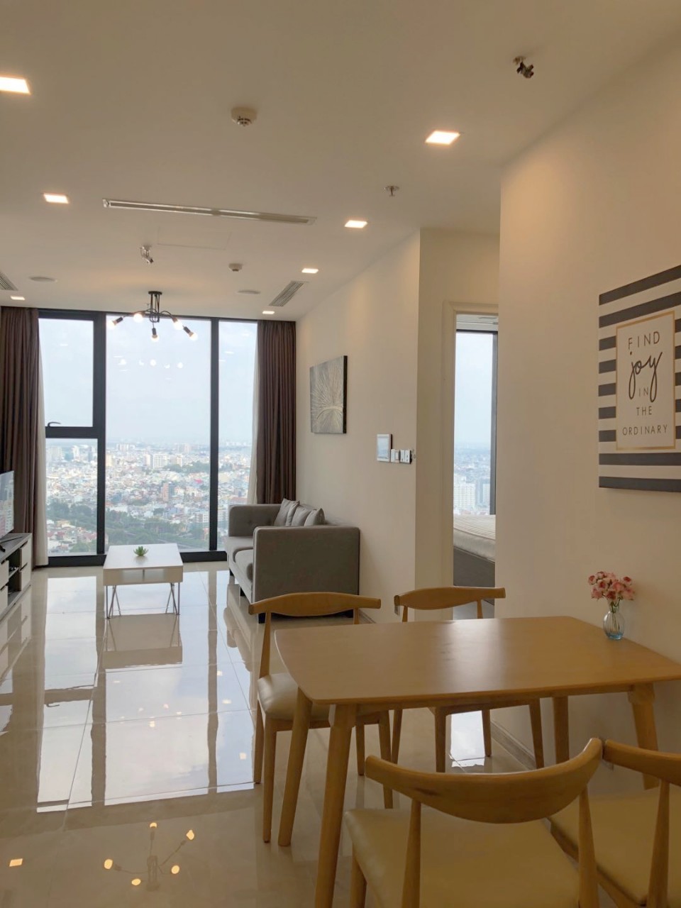 Bán căn 1PN Sở Hữu Vĩnh Viễn vinhomes Golden River giá 6,5tỷ bao hết