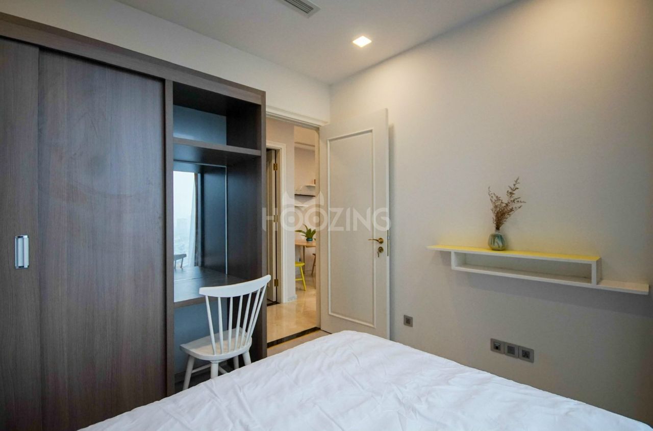 Cần cho thuê gấp căn hộ 2PN-2WC,72m2 ,view Landmark giá rẻ 25 tr/thể như hình