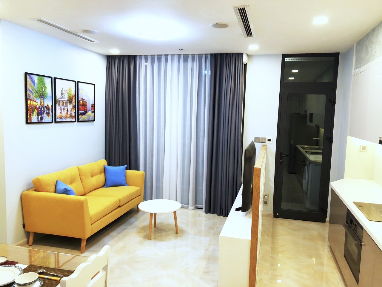CĂN HỘ 1PN -1WC CHUNG CƯ VINHOMES GOLDEN RIVER CHO THUÊ GIÁ 19,5 triệu/th