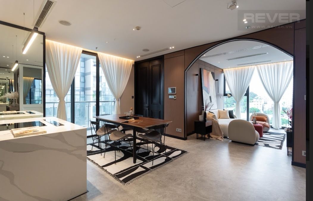 Cho thuê căn hộ 3 phòng ngủ Vinhomes Golden River tầng thấp nội thất đầy đủ