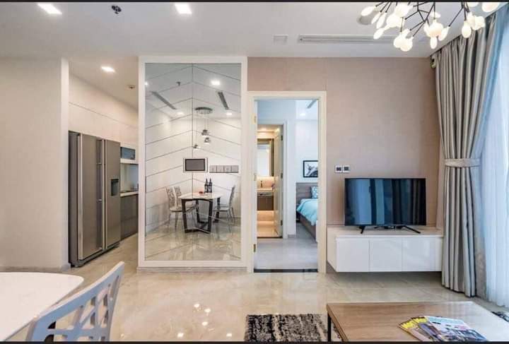 Cần cho thuê gấp căn hộ 2PN 2WC 70m2 view Bitexco giá chỉ 25tr/th