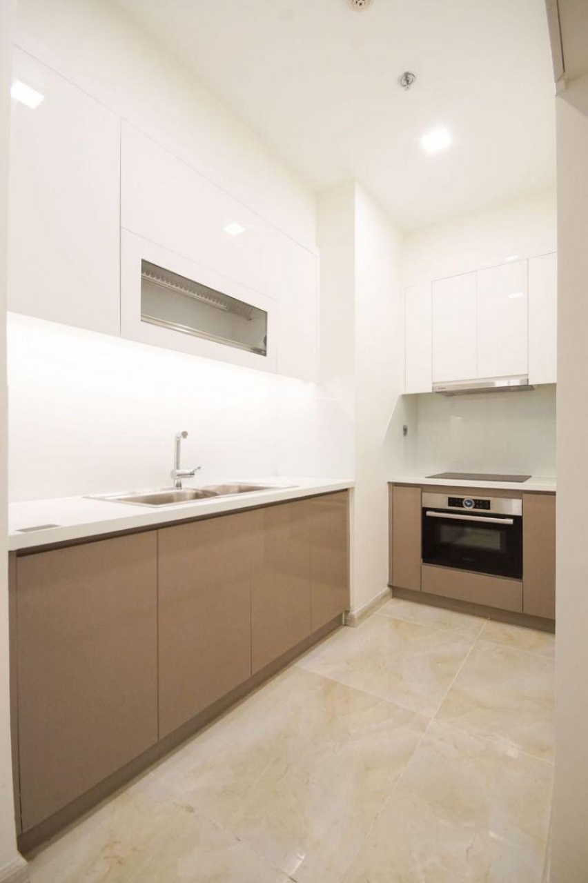 Cho thuê căn hộ 1PN Vinhomes Bason NT cơ bản để ở hoặc làm VP