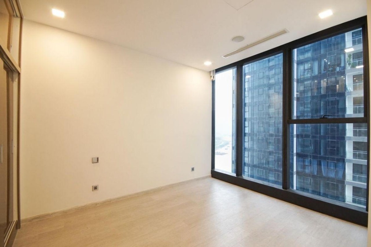 Cho thuê căn hộ 1PN Vinhomes Bason NT cơ bản để ở hoặc làm VP