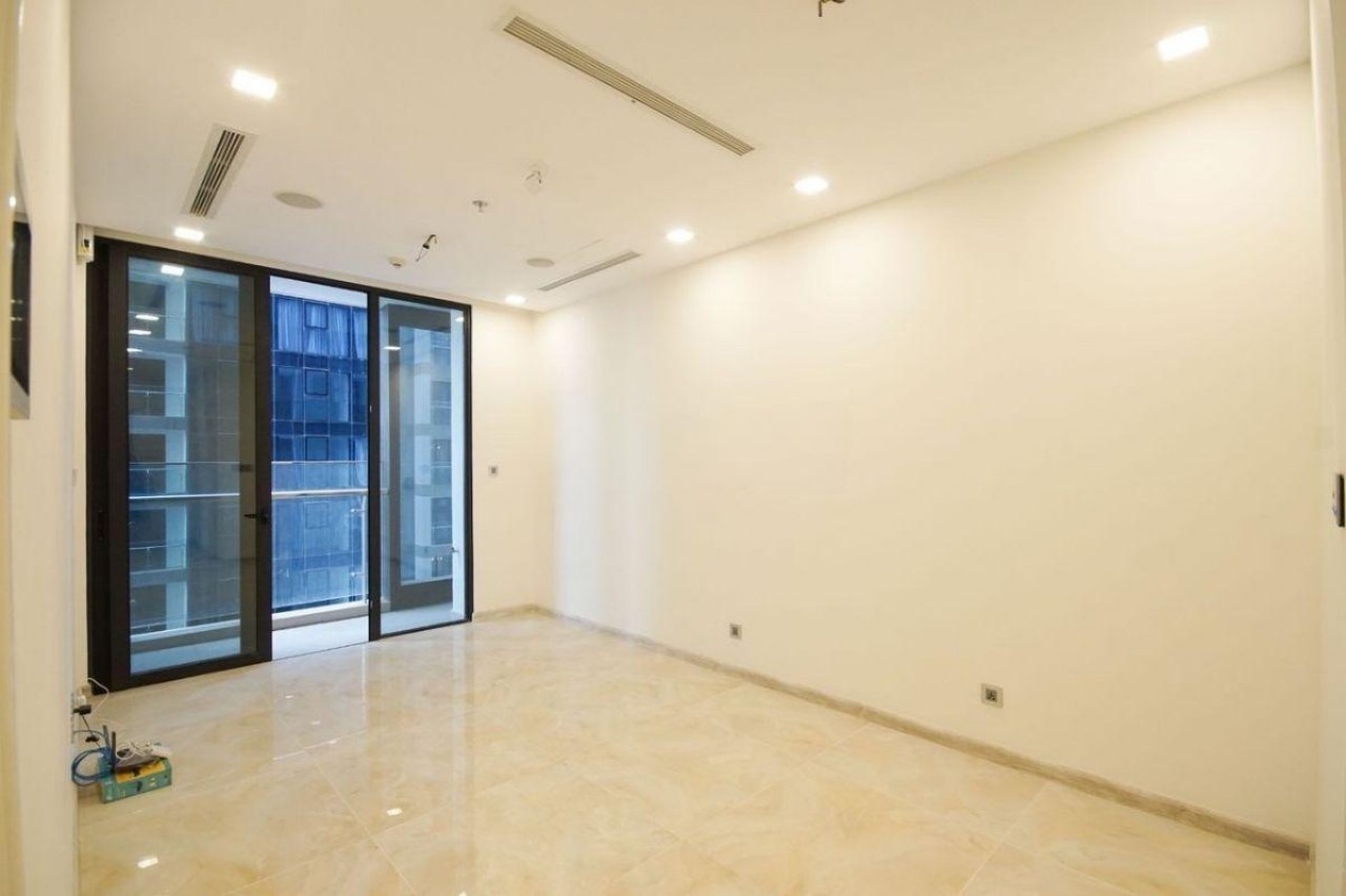 Cho thuê căn hộ 1PN Vinhomes Bason NT cơ bản để ở hoặc làm VP