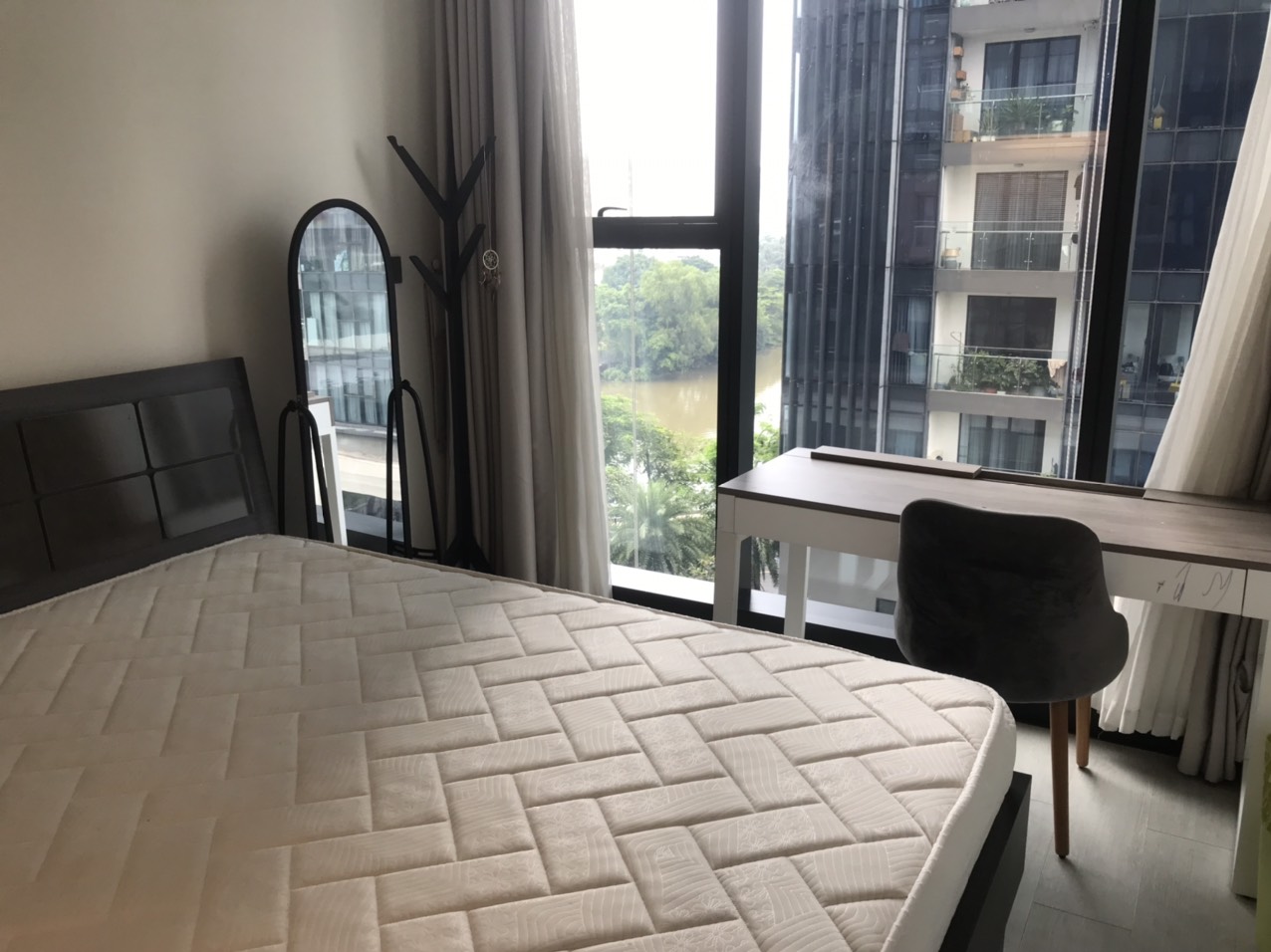 Bán căn hộ 3PN 118m2 view sông,Bitexco giá cực tốt chỉ 18 tỷ sổ hồng