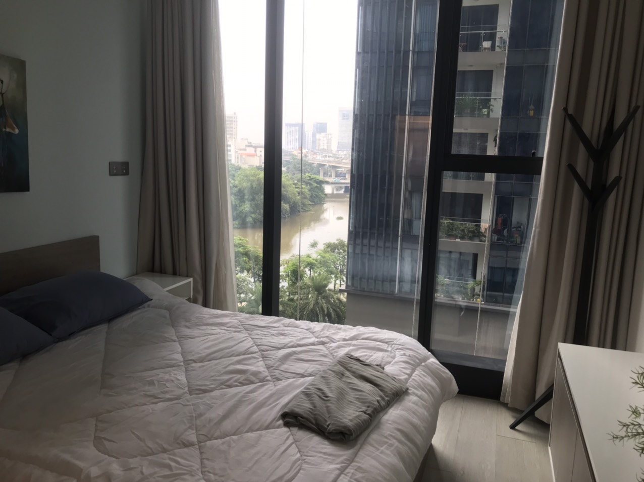 Bán căn hộ 3PN 118m2 view sông,Bitexco giá cực tốt chỉ 18 tỷ sổ hồng