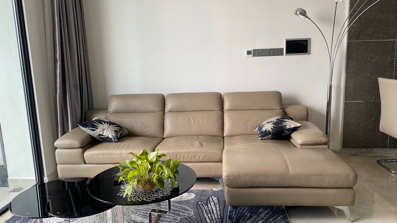 Cho thuê căn hộ 2 phòng ngủ Vinhomes Golden River view Bitexco Aqua