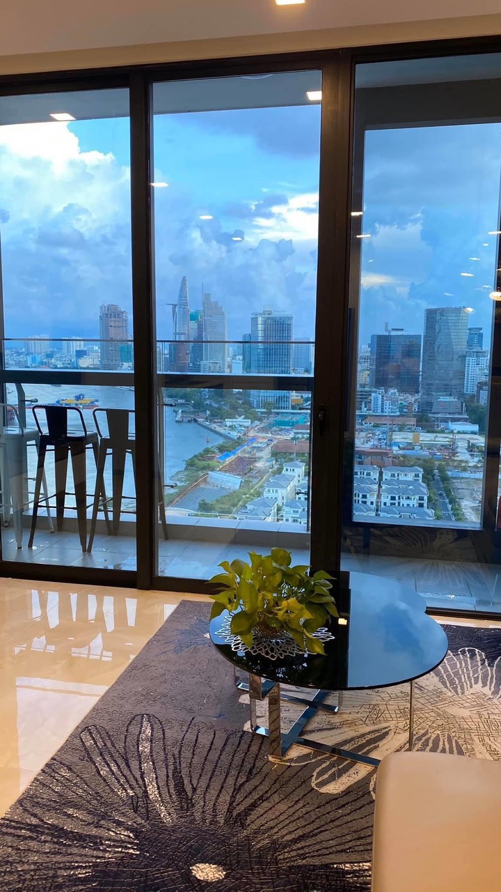 Bán căn hộ 2 phòng ngủ Vinhomes Golden River tầng trung, tòa Aqua 3 ,view sông Bitexco