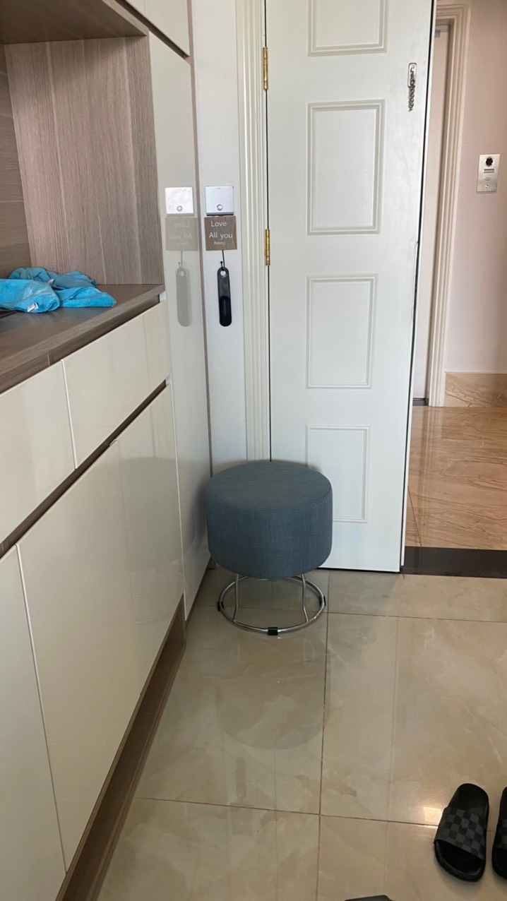 Cho thuê căn hộ 2 phòng ngủ Vinhomes Golden River view Bitexco Aqua