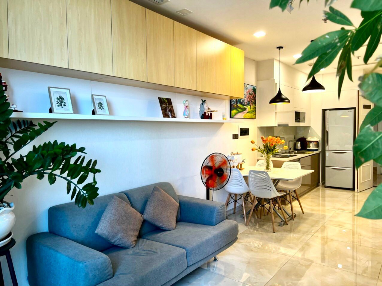 CHO THUÊ CĂN HỘ 1PN ,53m2 CHUNG CƯ VINHOMES GOLDEN RIVER FULL NỘI THẤT giá 20 triệu/tháng