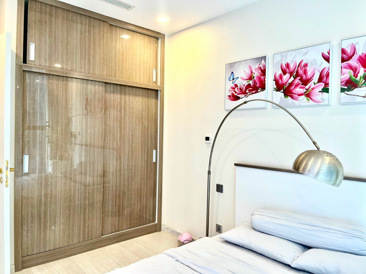 CHO THUÊ CĂN HỘ 1PN ,53m2 CHUNG CƯ VINHOMES GOLDEN RIVER FULL NỘI THẤT giá 20 triệu/tháng