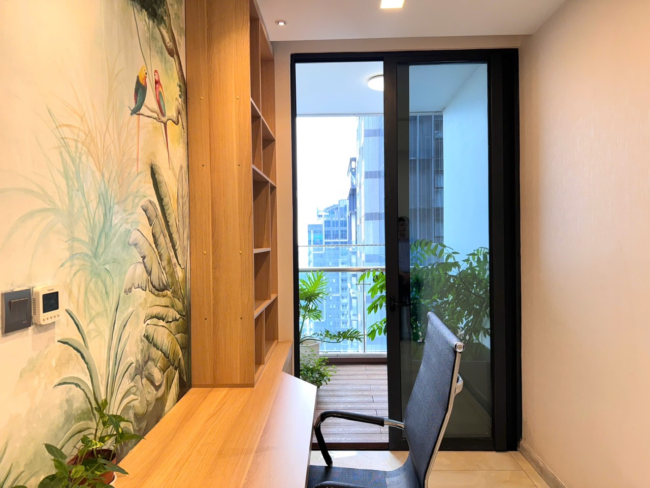 Cho thuê căn hộ 4phòng ngủ – 3wc Vinhomes Golden River Quận 1 vòng cung Aqua 1 giá chỉ 90 triệu/ tháng Như hình